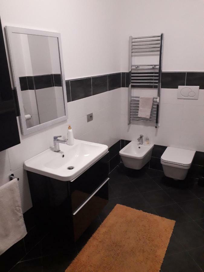 Casa Margot Apartment Nettuno Luaran gambar