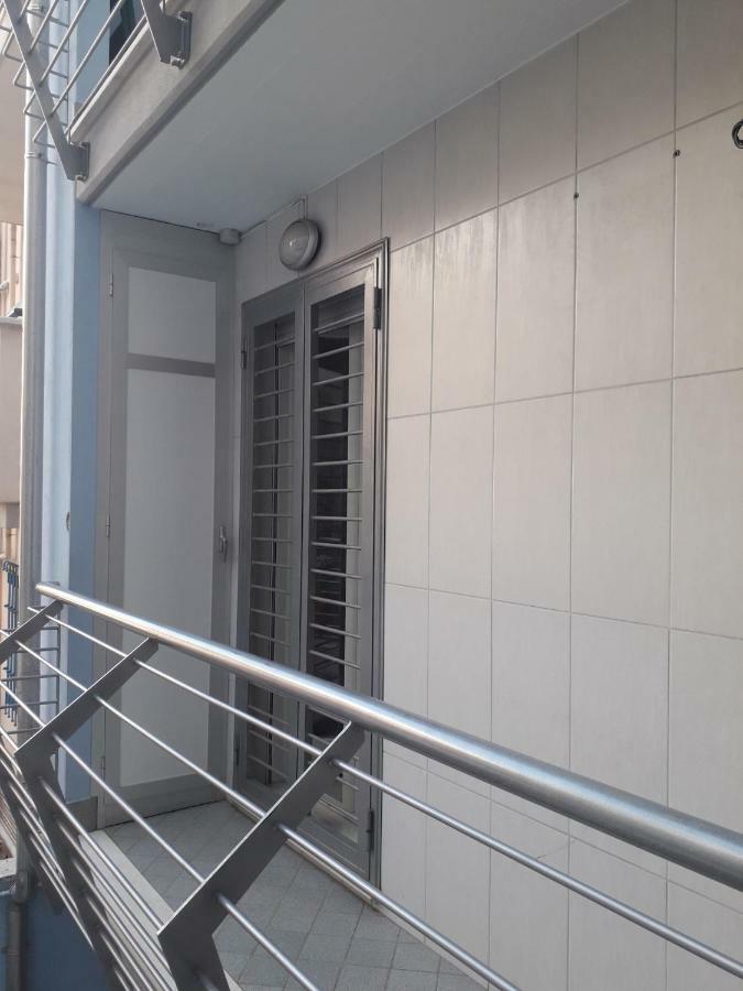 Casa Margot Apartment Nettuno Luaran gambar